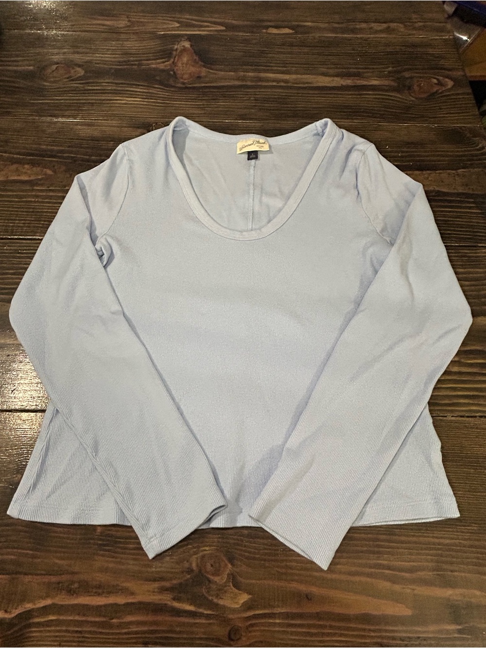 Universal Thread Light Blue Scoop Neck Long Sleeve Tee